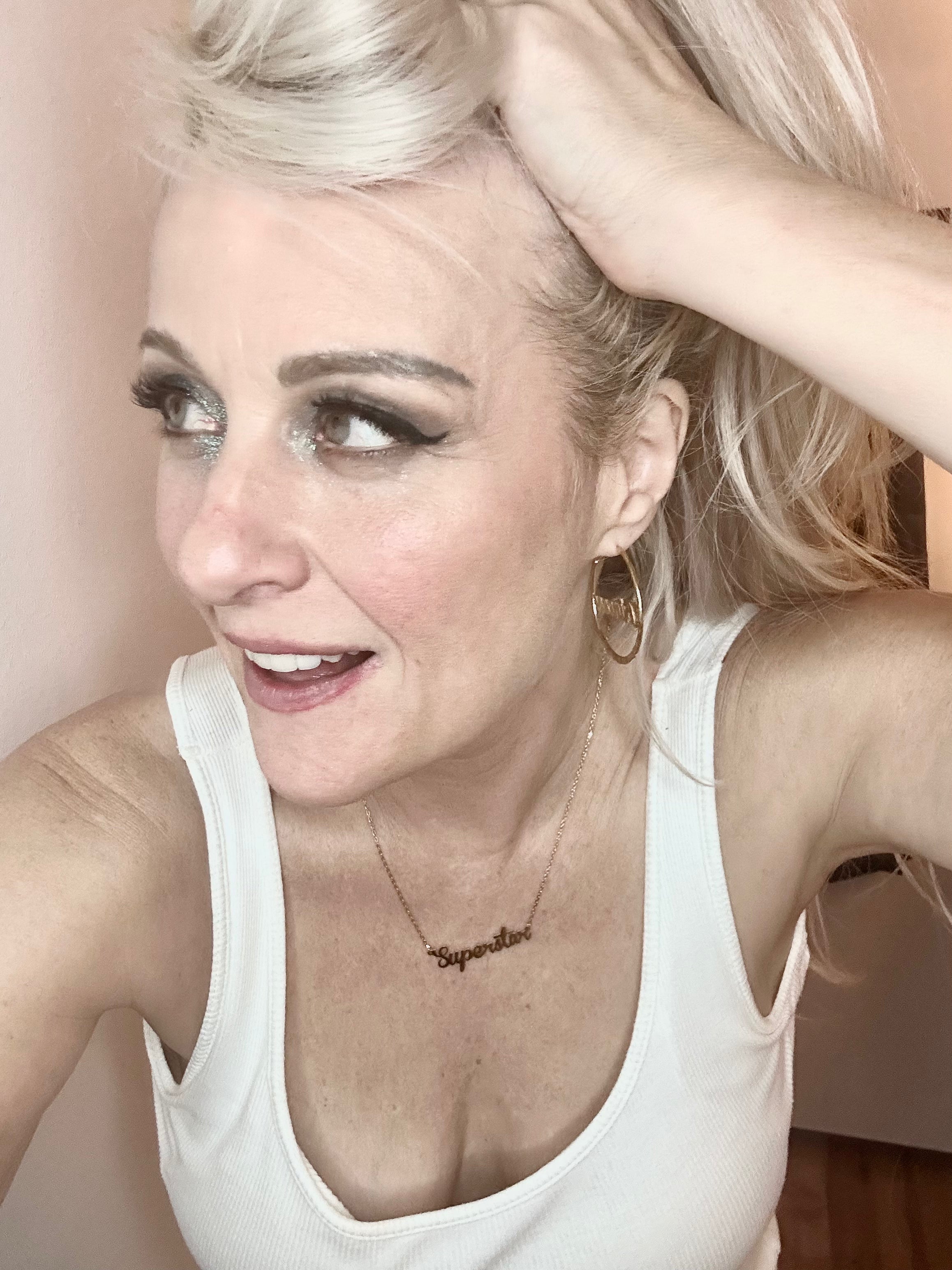 OMG! The Iconic Superstar Necklace!